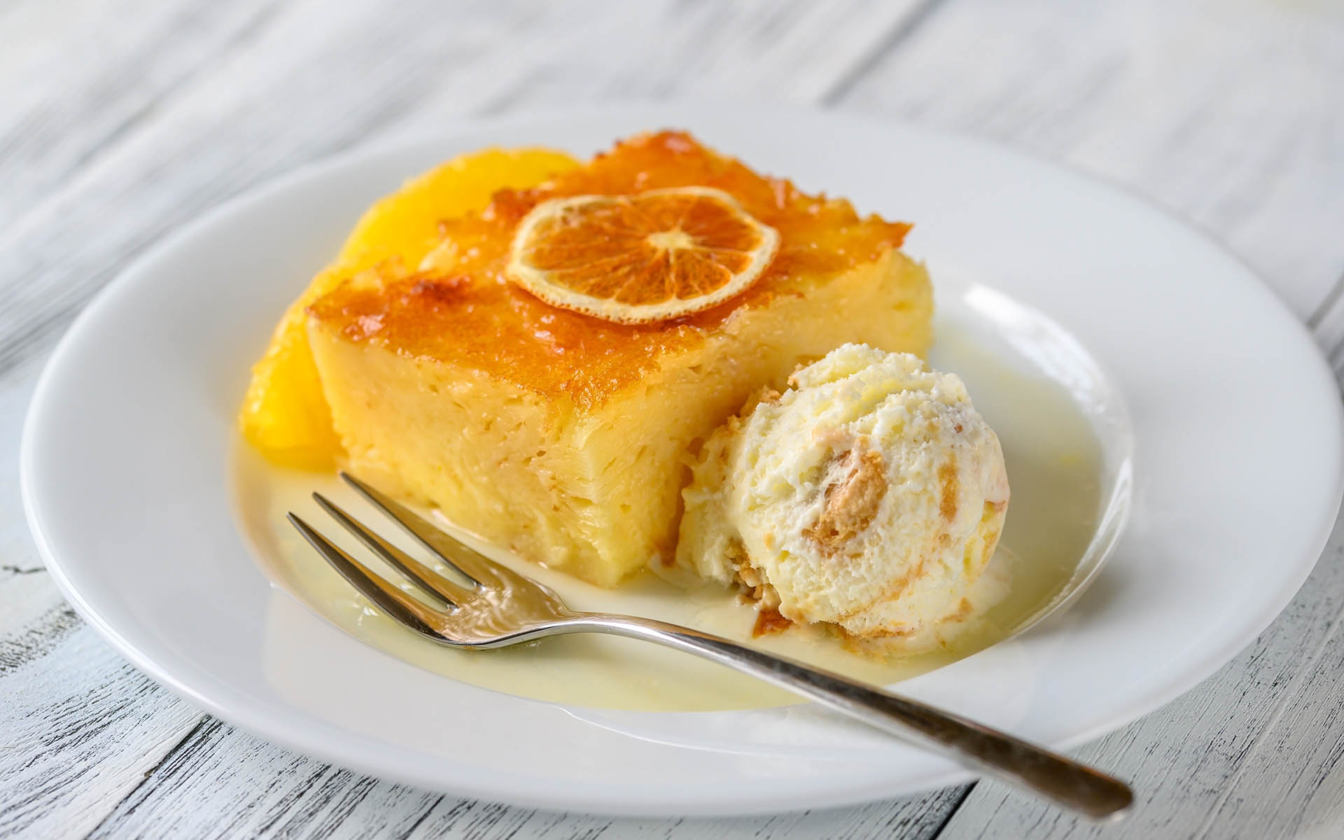 Portokalopita - Greek phyllo orange cake